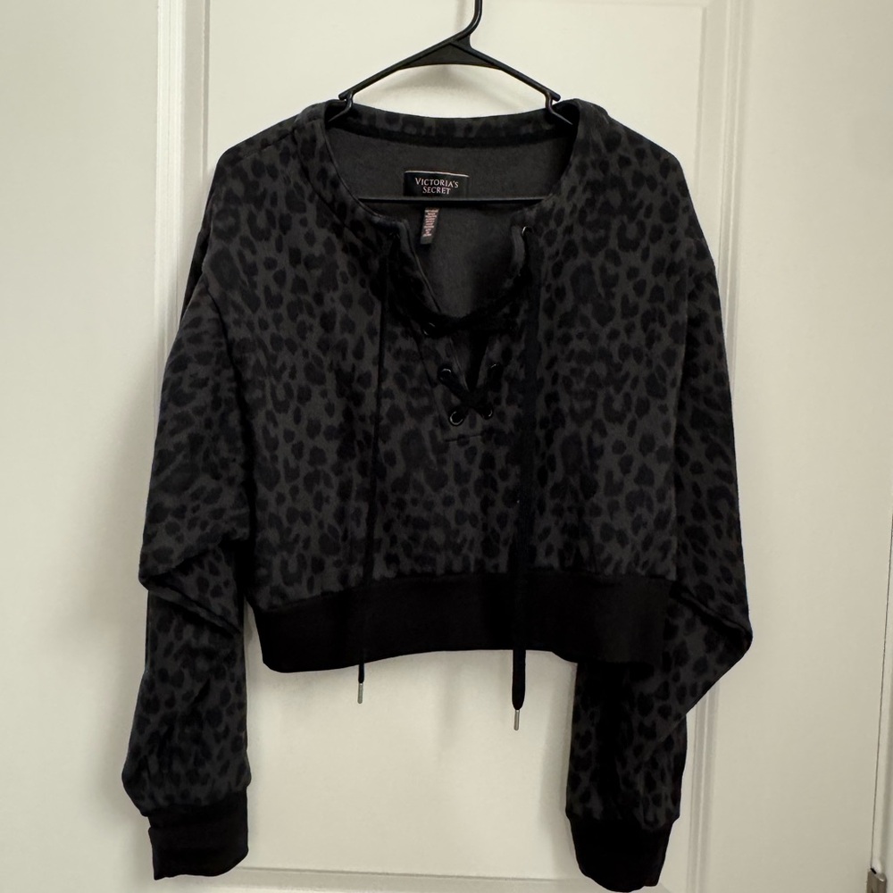 Victoria's Secret Black Leopard Print Cropped Hoodie